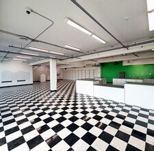 333 28th St NE, Calgary, AB for lease Interior Photo- Image 2 of 10