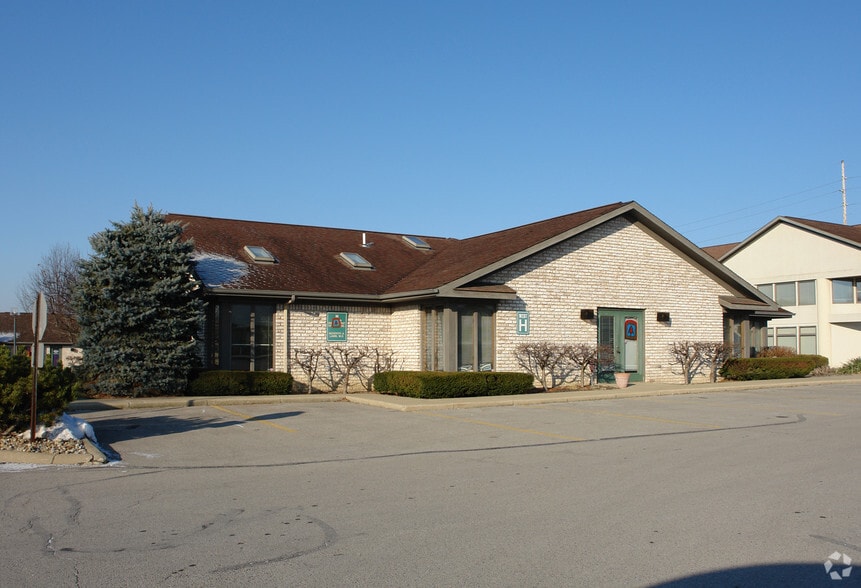 755 Boardman Canfield Rd, Youngstown, OH à vendre - Photo principale - Image 1 de 35