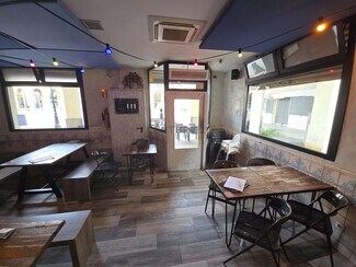 Plus de détails pour Commerce de détail à louer