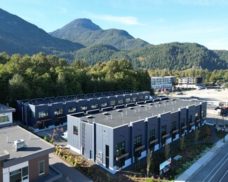 Plus de détails pour 39449 Queens Way, Squamish, BC - Industriel à vendre