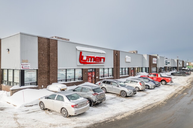 Plus de détails pour 2854-2870 Boul Industriel, Laval, QC - Industriel à louer