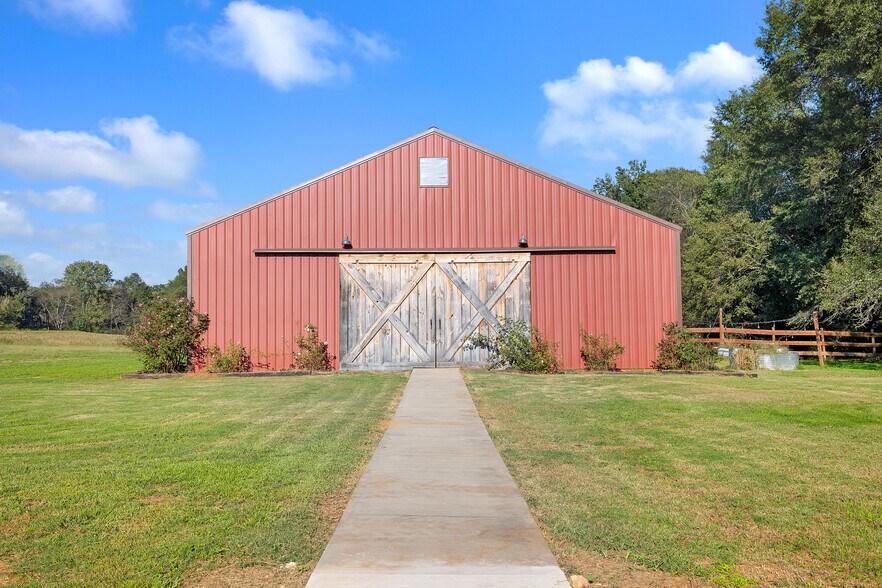 80 S Sauty Rd, Guntersville, AL à vendre - Photo du bâtiment - Image 3 de 24
