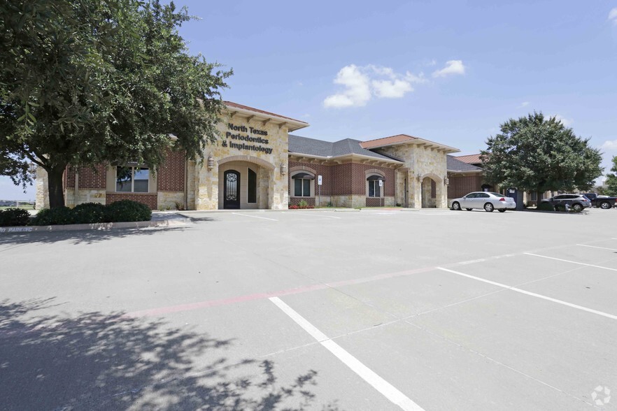 1428 W Hebron Pky, Carrollton, TX for lease - Building Photo - Image 3 of 11