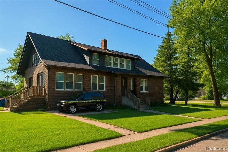 109 S Illinois St, Mount Pleasant, MI for sale - Building Photo - Image 2 of 6