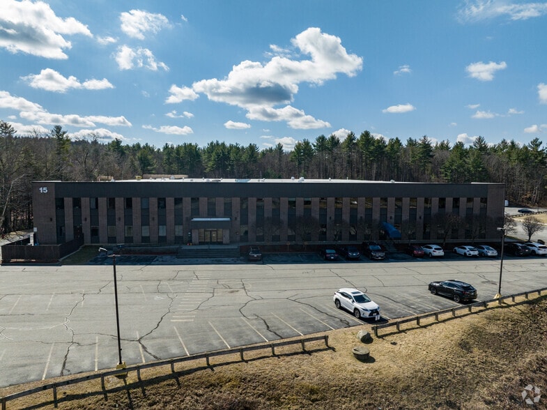 15 Hudson Park Dr, Hudson, NH for sale - Building Photo - Image 3 of 21