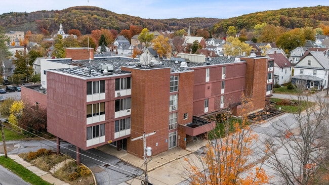 More details for 94 Hospital St, Ridgway, PA - Health Care for Sale