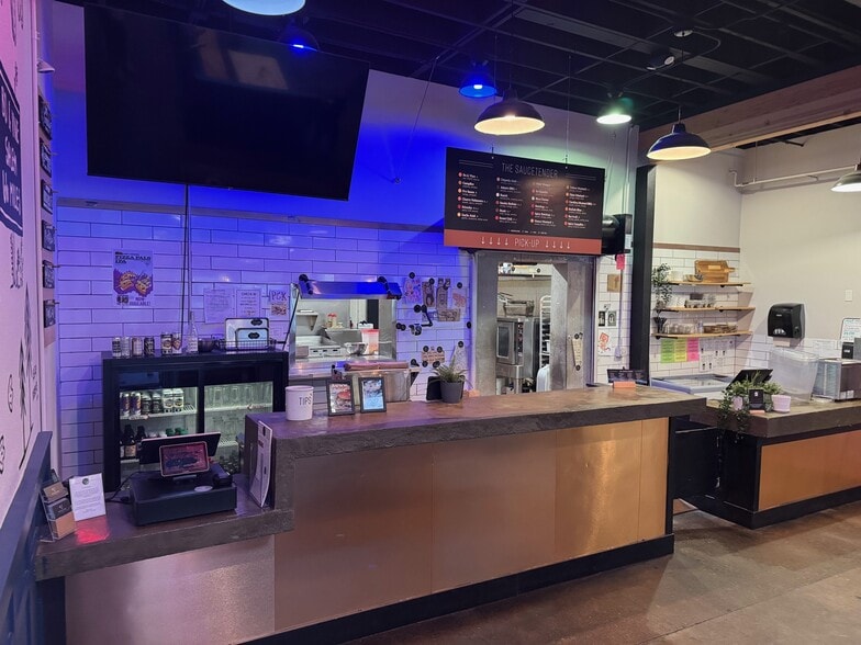 941 Pearl St, Eugene, OR for lease - Building Photo - Image 2 of 14