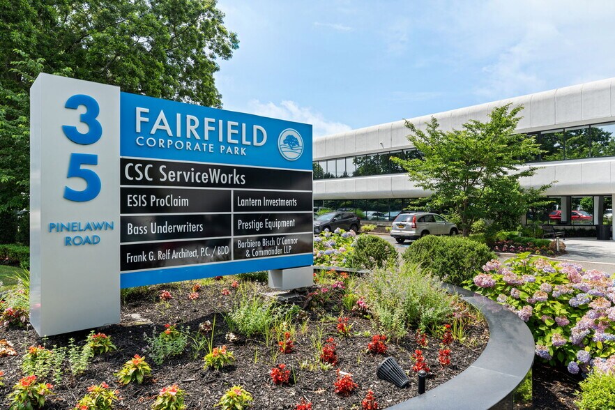 35 Pinelawn Rd, Melville, NY à louer - Photo du bâtiment - Image 2 de 18