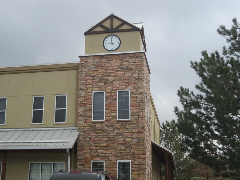 12760 Stroh Ranch Way, Parker, CO à louer - Photo du bâtiment - Image 2 de 8