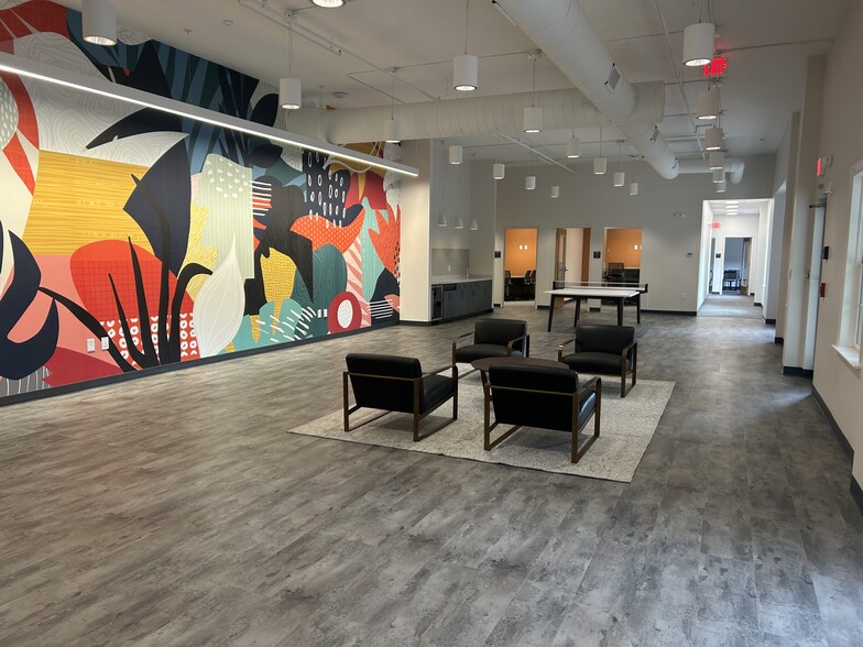 1900 Leland Dr SE, Marietta, GA for lease - Interior Photo - Image 1 of 26