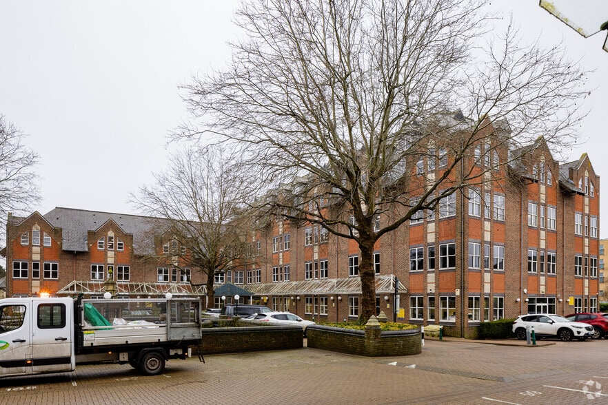 4 Victoria St, St. Albans à louer - Photo du bâtiment - Image 2 de 2