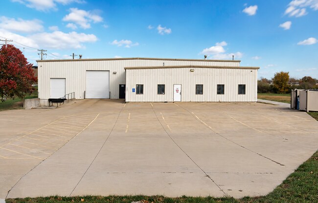 Plus de détails pour 1520 Swantnerville Dr, Wentzville, MO - Industriel à louer