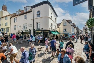 Plus de détails pour 112-113 Church St, Whitby - Commerce de détail à vendre