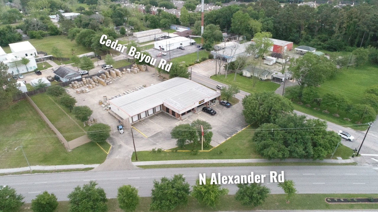 2800 N Alexander Dr, Baytown, TX à vendre Photo du bâtiment- Image 1 de 6