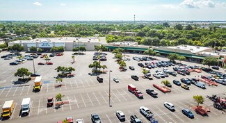 Plus de détails pour 200 N Courtenay Pky, Merritt Island, FL - Commerce de détail à louer