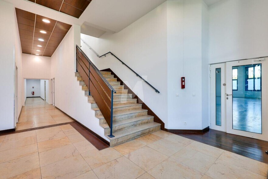 Office in Fresnes for lease - Interior Photo - Image 3 of 8