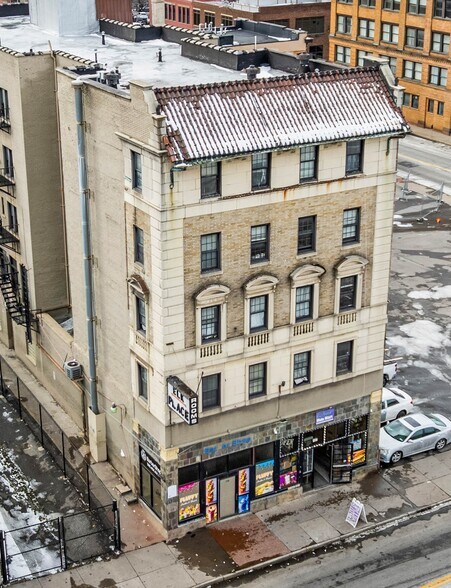 113 N Clinton Ave, Rochester, NY à vendre - Photo du bâtiment - Image 3 de 16
