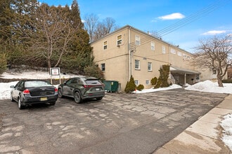 15 Saint Pauls Ave, Staten Island, NY à louer Photo intérieure- Image 1 de 8