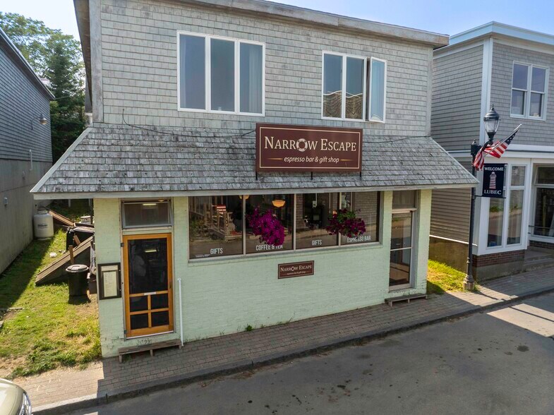 37 Water St, Lubec, ME à vendre - Photo principale - Image 1 de 35