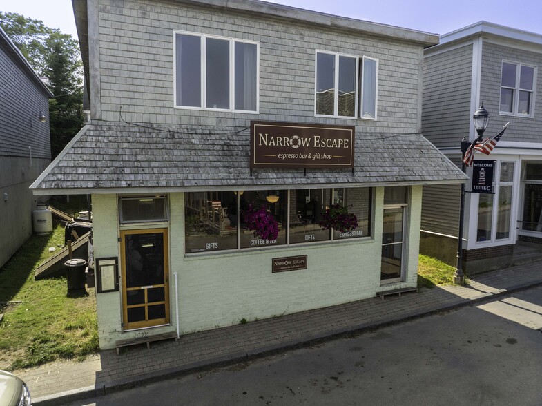 37 Water St, Lubec, ME for sale - Primary Photo - Image 1 of 35