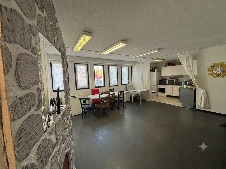 Office in SAINT-MARTIN-D'HERES for sale Interior Photo- Image 1 of 5