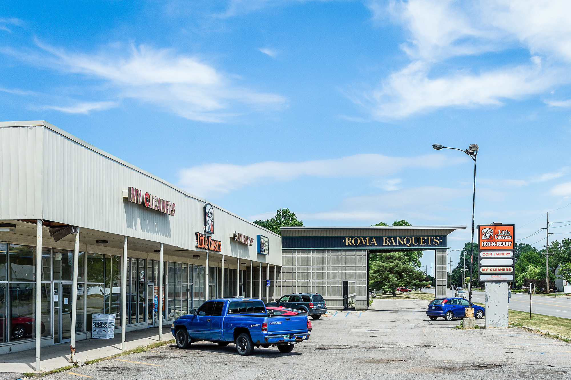 32550-32620 Cherry Hill Rd, Garden City, MI for sale Building Photo- Image 1 of 1