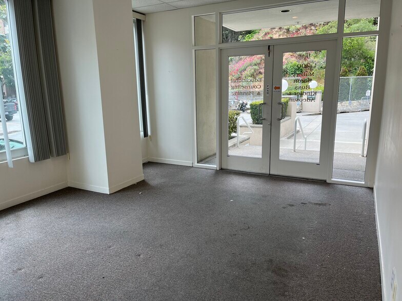 200 Lombard St, San Francisco, CA à vendre - Photo du bâtiment - Image 3 de 12