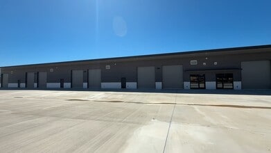 1900 S Cranes Mill Rd, New Braunfels, TX à louer - Vidéo sur l’inscription commerciale 