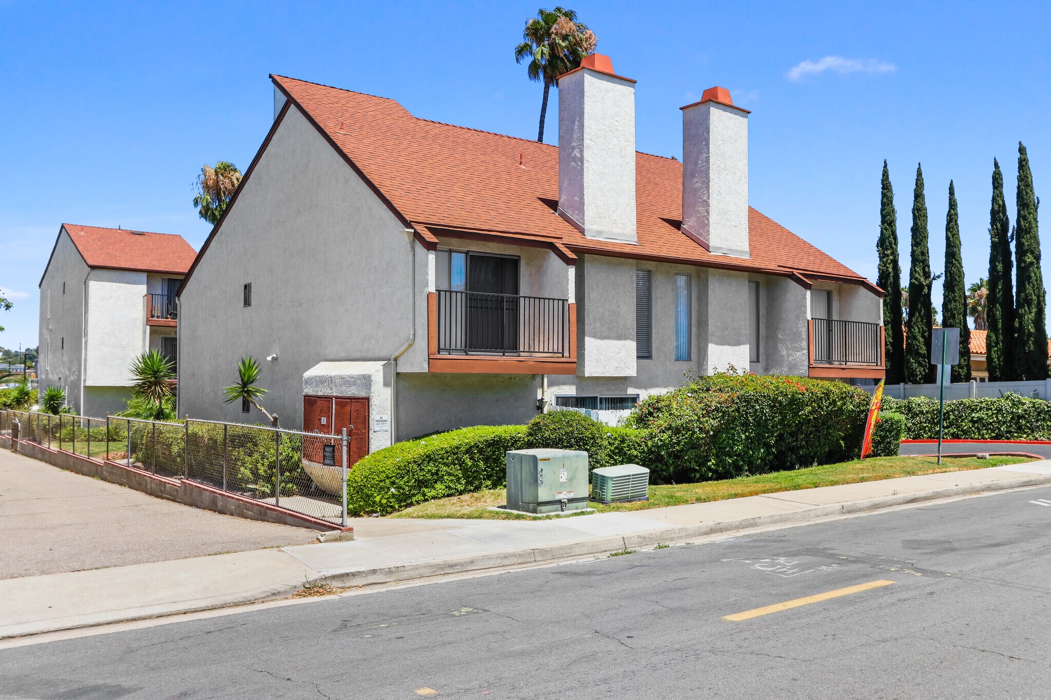 7630 Normal Ave, La Mesa, CA à vendre Photo du bâtiment- Image 1 de 1