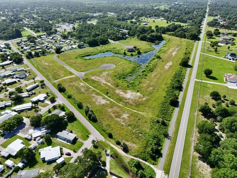 3700 Anglers Ln, Mims, FL for sale - Building Photo - Image 2 of 8