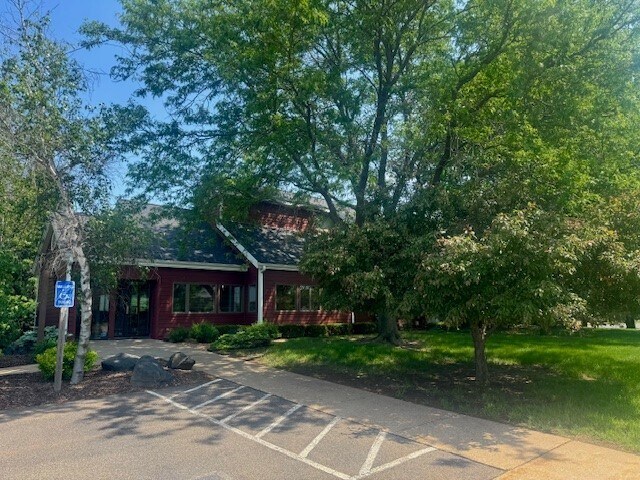 1200 Heritage Dr, New Richmond, WI for sale - Building Photo - Image 2 of 21