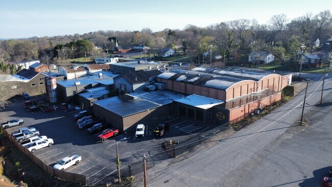 Plus de détails pour 719 Old Lenoir Rd, Hickory, NC - Industriel à vendre