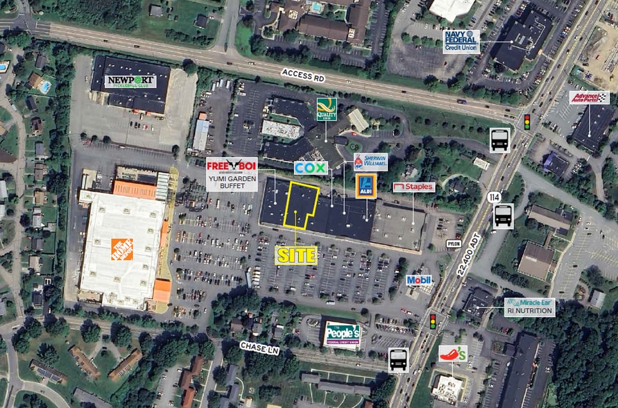 870-888 W Main Rd, Middletown, RI for lease - Building Photo - Image 2 of 7