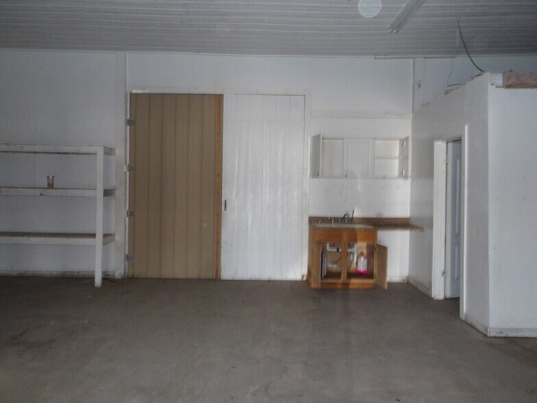 618 W Van Buren Ave, Harlingen, TX à vendre - Photo intérieure - Image 3 de 35