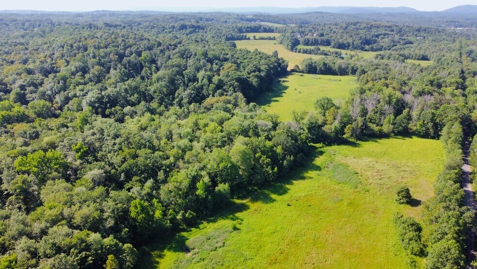 Titusville, Poughkeepsie, NY à vendre - Photo du bâtiment - Image 3 de 5