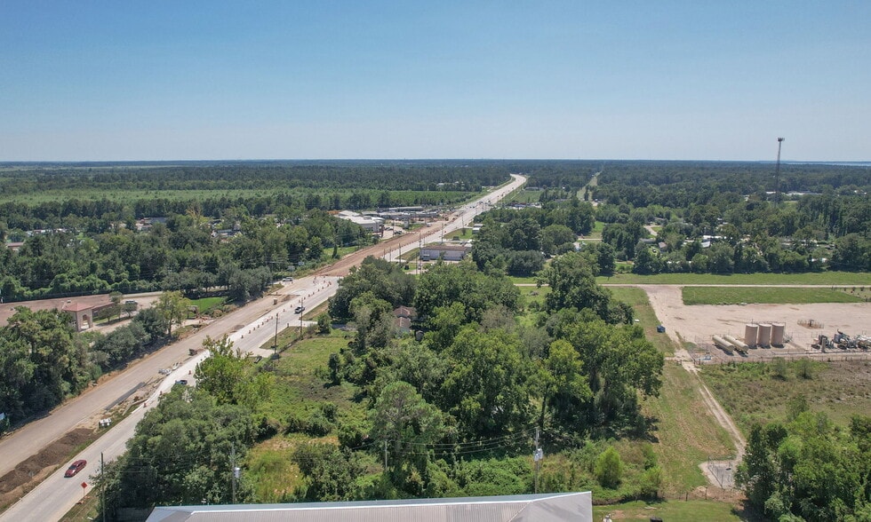 24411 Fm 2100 Rd, Huffman, TX for sale - Building Photo - Image 3 of 7