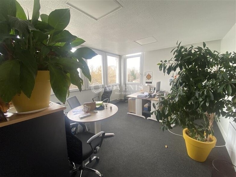 Bureau dans Rosny Sous Bois à louer - Photo intérieure - Image 3 de 12