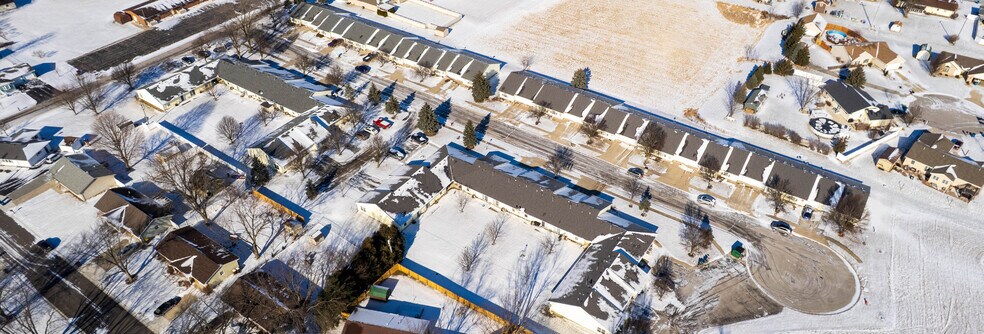 301 Parent Dr, Ossian, IN à vendre - Photo du bâtiment - Image 3 de 6