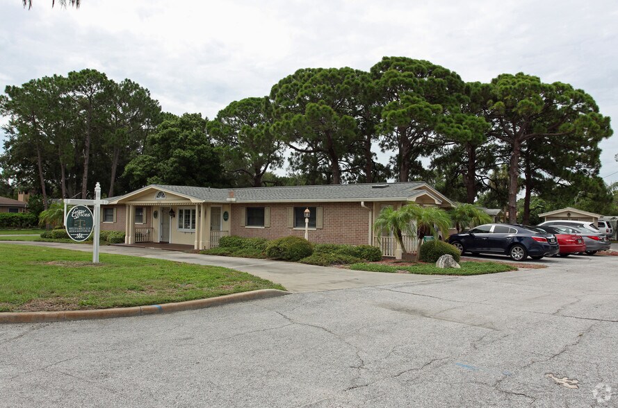 605 Palm Blvd, Dunedin, FL à vendre - Photo principale - Image 1 de 7