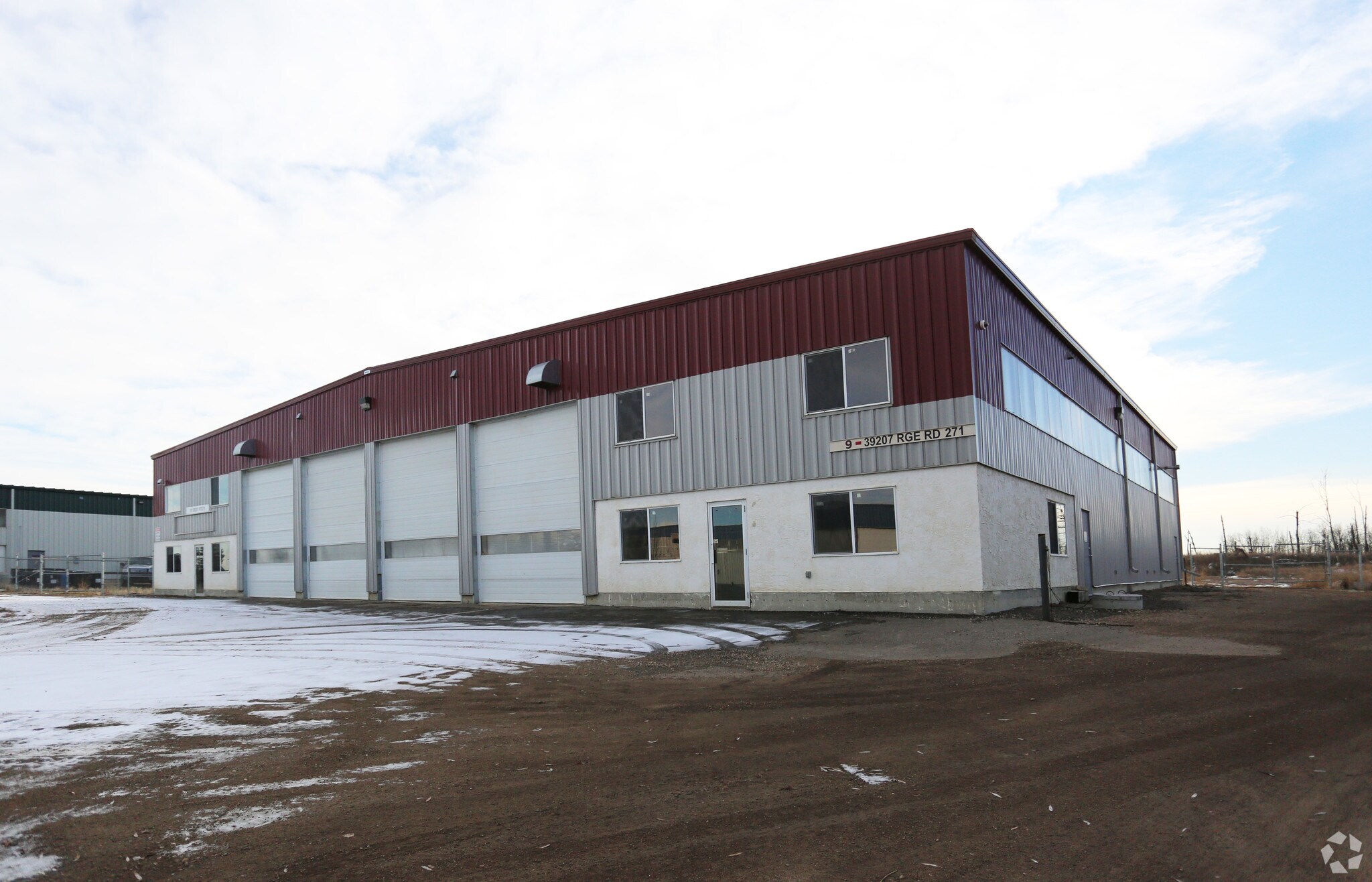 39207 Range Road 271, Red Deer County, AB for sale Primary Photo- Image 1 of 1