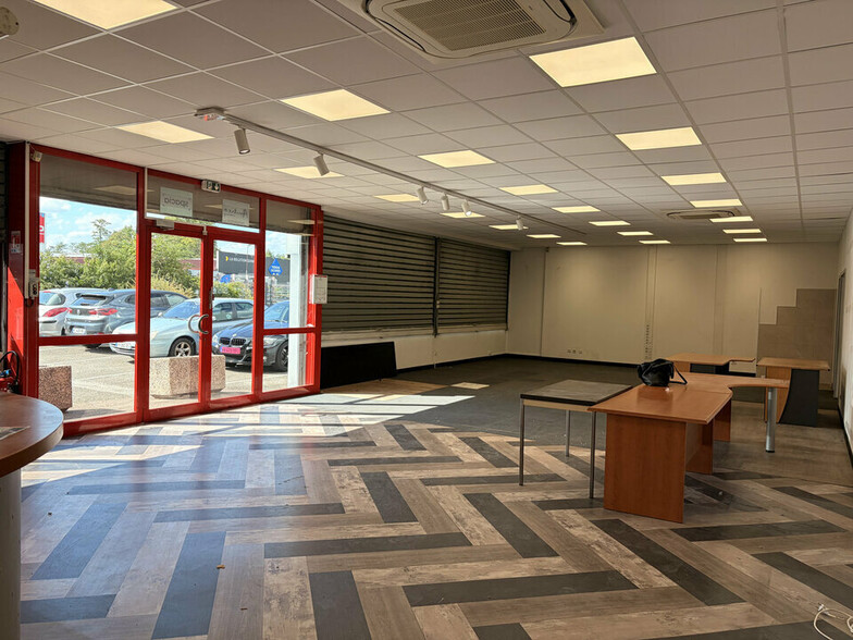7 Rue Des Tuileries, Souffelweyersheim for lease - Interior Photo - Image 2 of 12