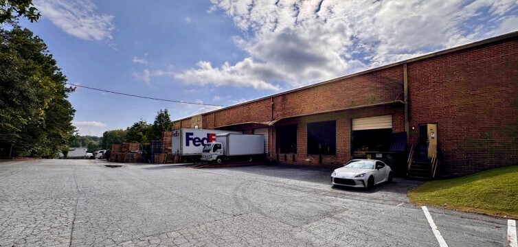 3580-3588 Broad St, Chamblee, GA à vendre - Photo du bâtiment - Image 3 de 6