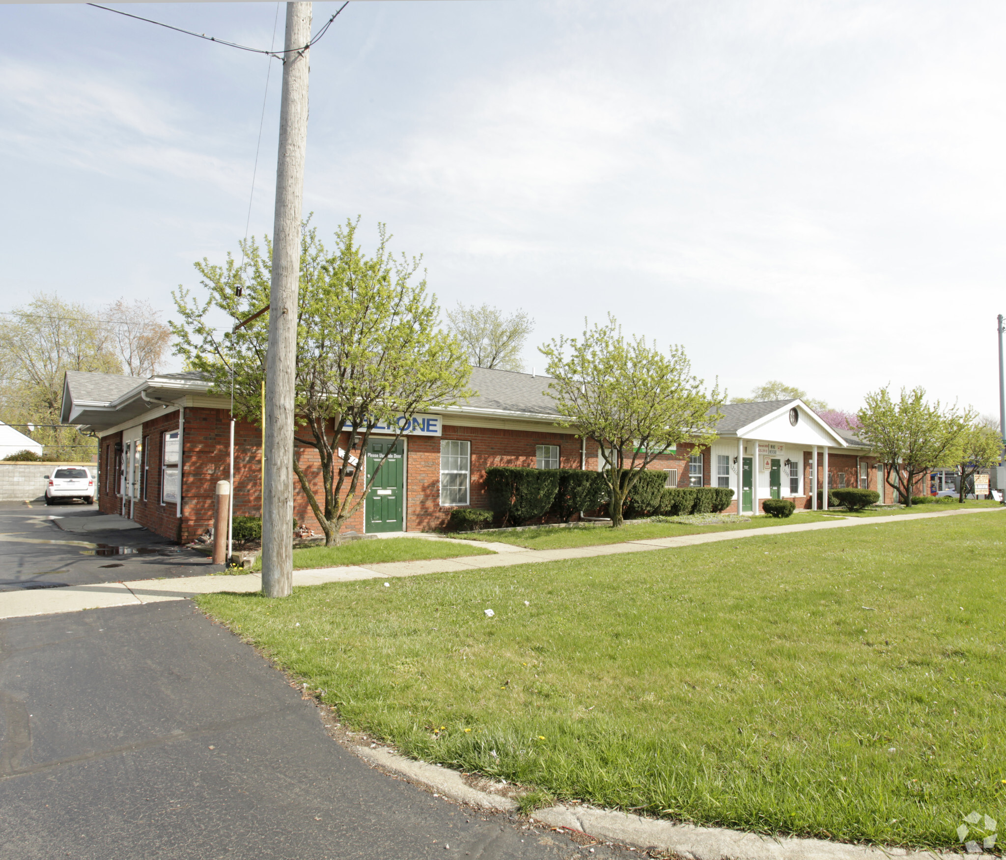 3302-3314 Crooks Rd, Royal Oak, MI à louer Photo principale- Image 1 de 3