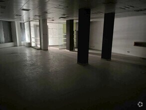 Calle Aviador Zorita, 25, Madrid, Madrid for lease Interior Photo- Image 2 of 12