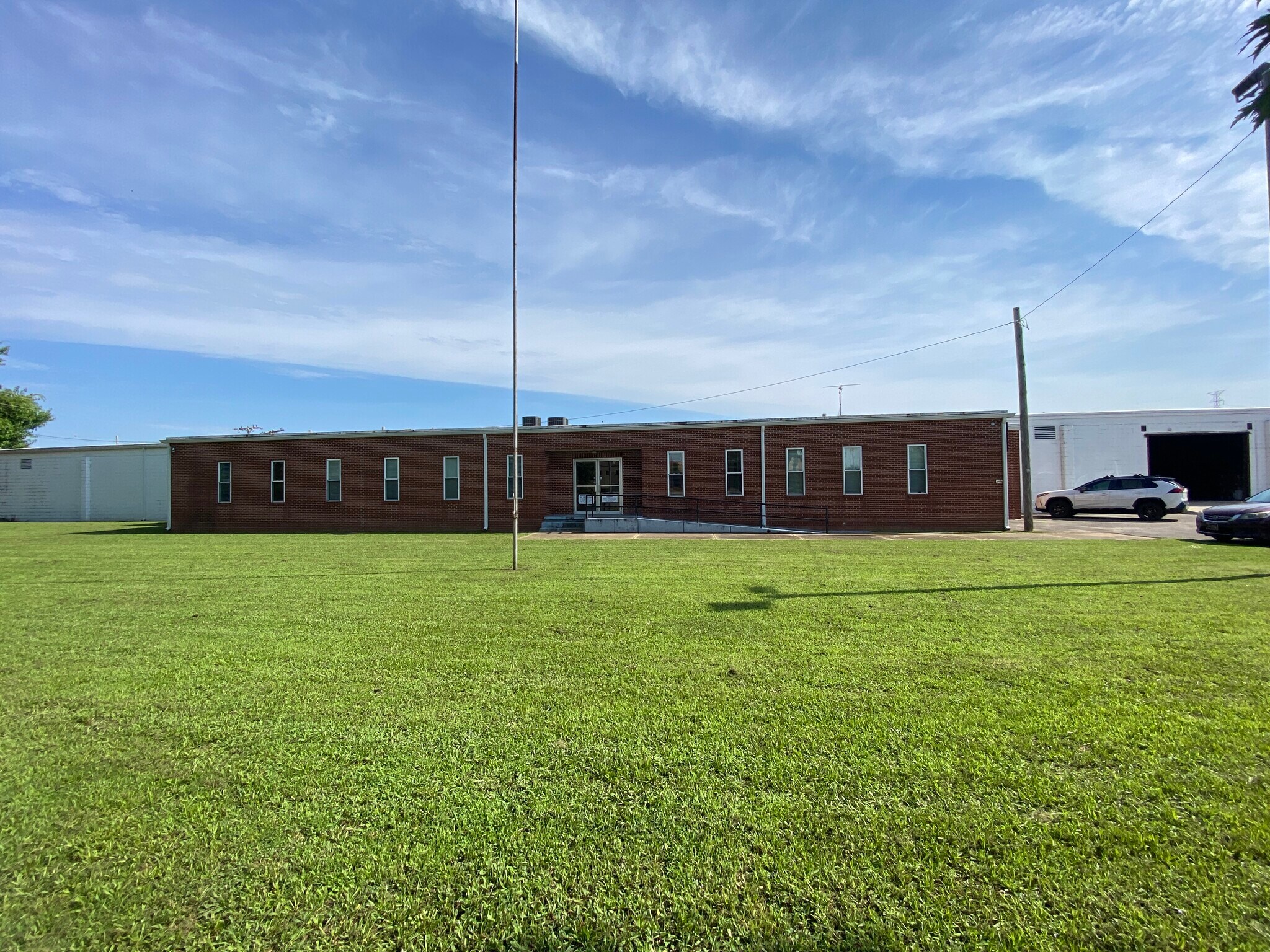 1031 S Green St, Tupelo, MS à vendre Photo principale- Image 1 de 22