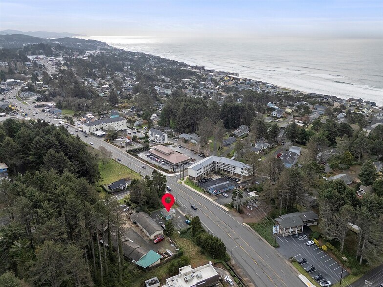 3632 NE Highway 101, Lincoln City, OR à vendre - Photo du bâtiment - Image 1 de 7
