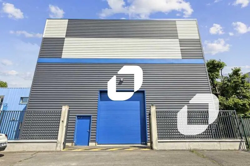 Office in Vitry-sur-Seine for lease Building Photo- Image 1 of 15