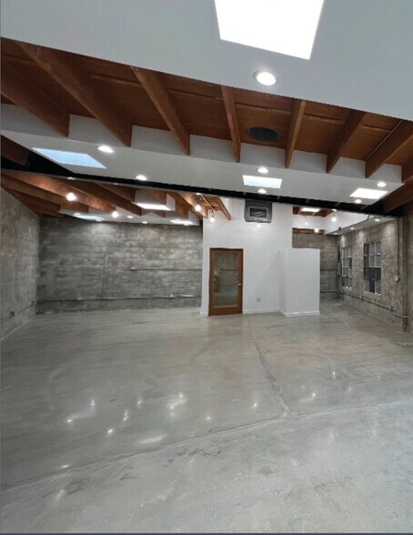 3375 S Robertson Blvd, Los Angeles, CA à louer - Photo intérieure - Image 3 de 5