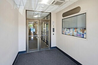 150 E Sunrise Hwy, Lindenhurst, NY for lease Interior Photo- Image 1 of 3