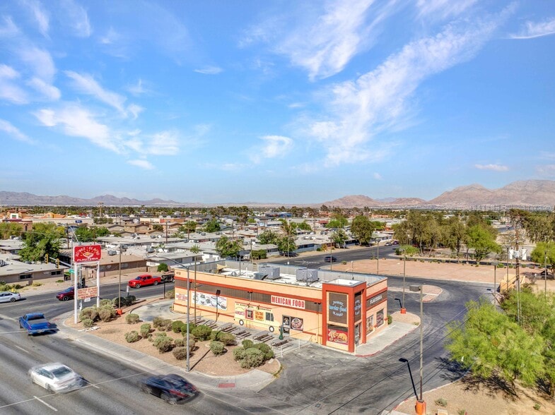 412 N Eastern Ave, Las Vegas, NV for lease - Primary Photo - Image 1 of 11